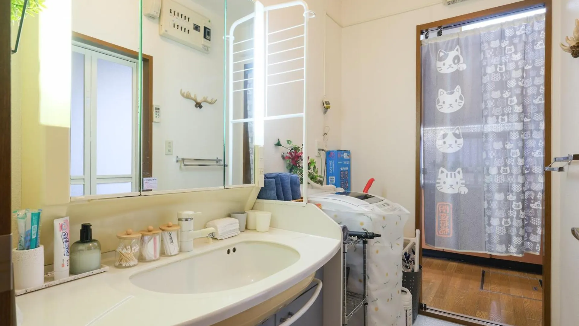 コンフォート蓮沼 Apartment Tokyo 0*,